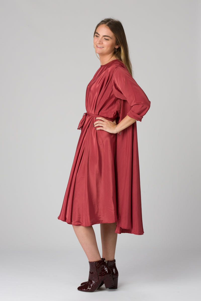 Shunka - Cranberry Crepe - PROJECT 6, modest fashion